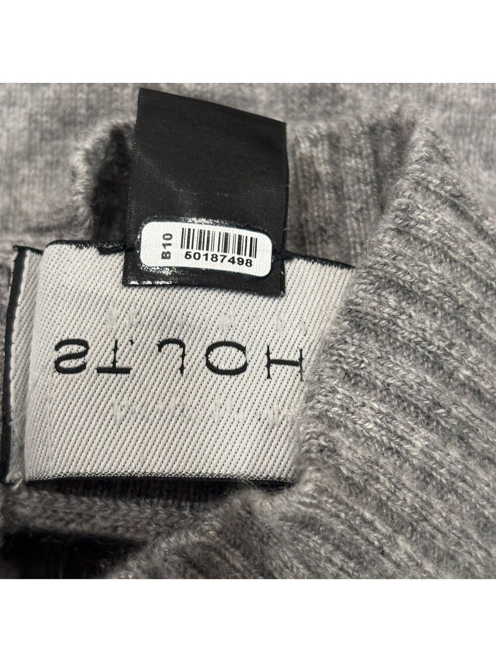 267. ST JOHN Boutique Pure Cashmere Gray Cable Knit Sleeveless Sweater - Picture 7 of 9
